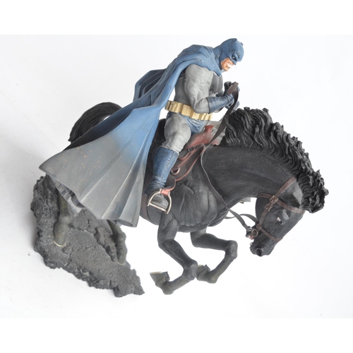 3 - DC Collectibles Batman The Dark Knight Returns 'A Call To Arms' cold cast porcelain statue diorama (... 