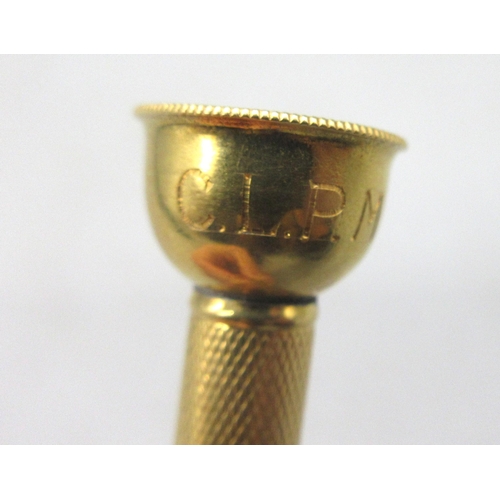 1008 - 18ct yellow gold cigar piercer with engine turned detail, with engraved initials C.L.P.M to rim, 9.5... 