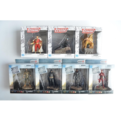 49 - Collection of boxed as new DC and Marvel figure models to include 7x small scale Justice League figu... 