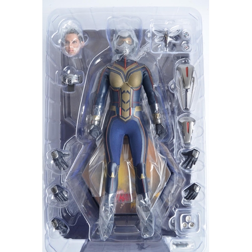 52 - Hot Toys 1/6th scale The Wasp action figure set from Marvel's Ant-Man and the Wasp series (item numb... 