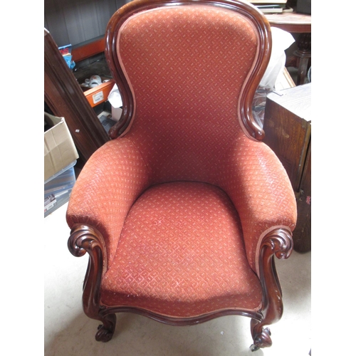 1339 - Victorian mahogany framed nursing chair, upholstered in red, on cabriole legs, H111cm