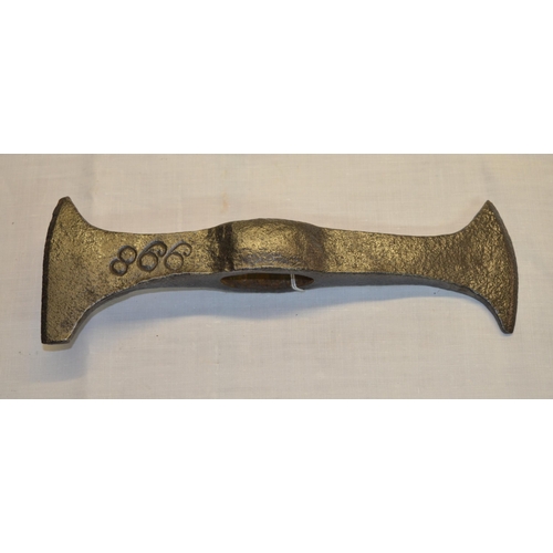 1092 - 17th century style double edged iron axe head, stamped 998, L31cm