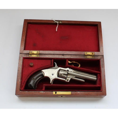 1097 - C19th American Marlin .32 rimfire revolver, in red lined wooden box, serial no. 6616