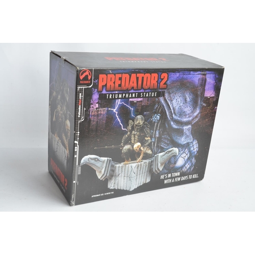 77 - Predator 2 'Triumphant Statue' cold cast porcelain limited edition (2791/3000) 10