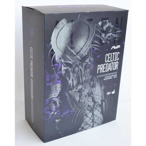 79 - Hot Toys Movie Masterpiece Series MMS221 collectors edition Aliens Vs Predator Celtic Predator 1/6th... 