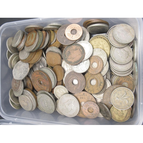 550 - Assorted collection of C20th British Empire/Commonwealth countries coins to inc. Malaya, East Africa... 