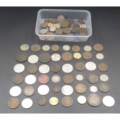 560 - Assorted collection of Portuguese C19th/20th coins to inc. Reis, Escudos, Centavos, etc.