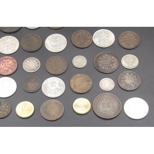 560 - Assorted collection of Portuguese C19th/20th coins to inc. Reis, Escudos, Centavos, etc.