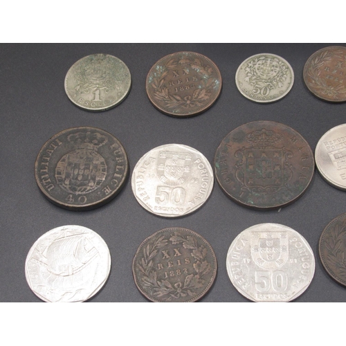 560 - Assorted collection of Portuguese C19th/20th coins to inc. Reis, Escudos, Centavos, etc.