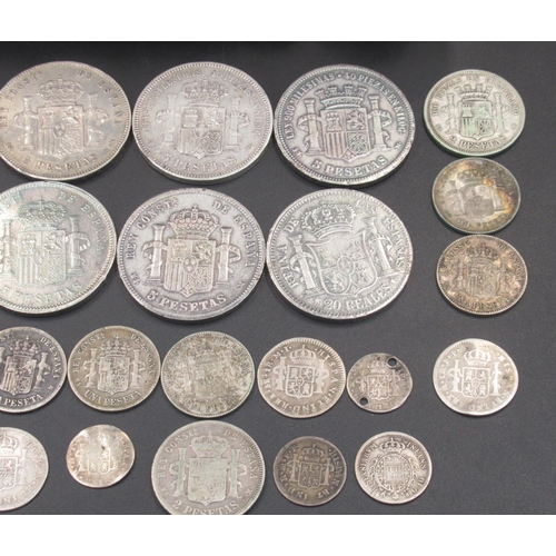 561 - Assorted collection C18th/19th and C20th Spanish coins to inc. Centimo's, Pesetas, etc.