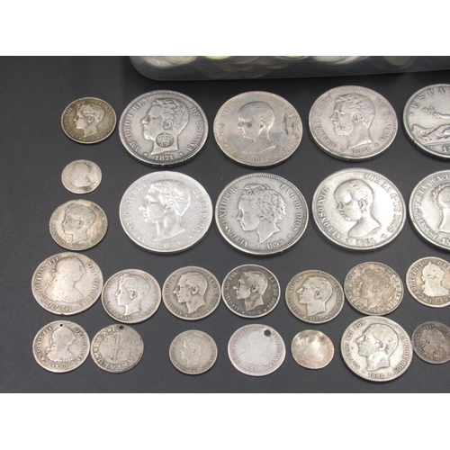 561 - Assorted collection C18th/19th and C20th Spanish coins to inc. Centimo's, Pesetas, etc.