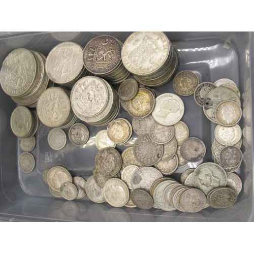 571 - Assorted collection of C18th, 19th and 20th Netherlands coins to inc. collection of silver content c... 