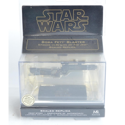 99 - Master Replicas .33 scale Star Wars Return Of The Jedi Boba Fett Blaster (SW-337) with protective di... 