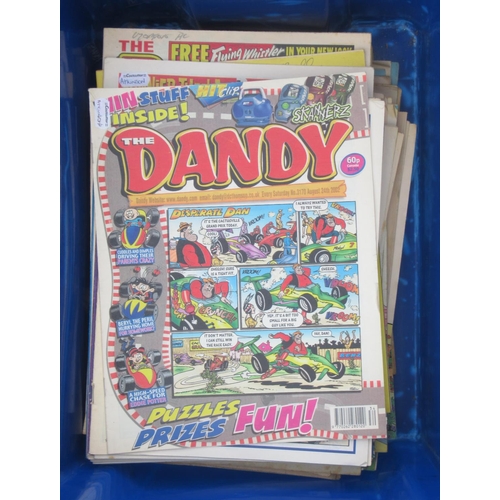 728 - Collection of 1960s-2000s Beano's and Dandy's (approx. 1572)