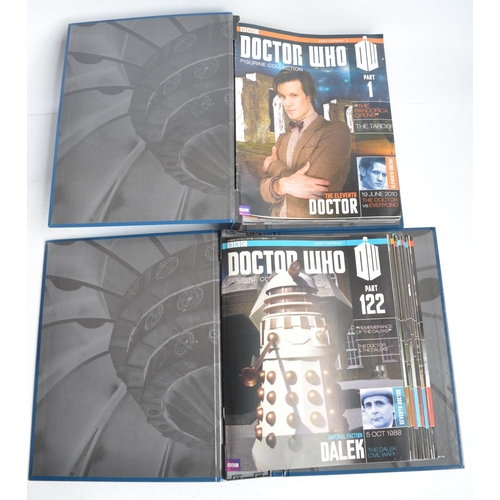 124 - Large collection of Eaglemoss Dr Who figurine collection with magazines and models to include 9 bind... 