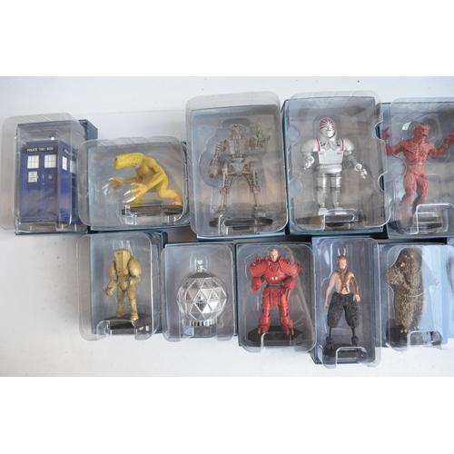 125 - Collection of Dr Who Special Issue magazines with models from Eaglemoss to include 17 boxed models (... 