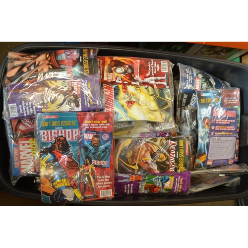 129 - Extensive collection of Eaglemoss Classic Marvel Figurine Collection magazines with associated pre-p... 