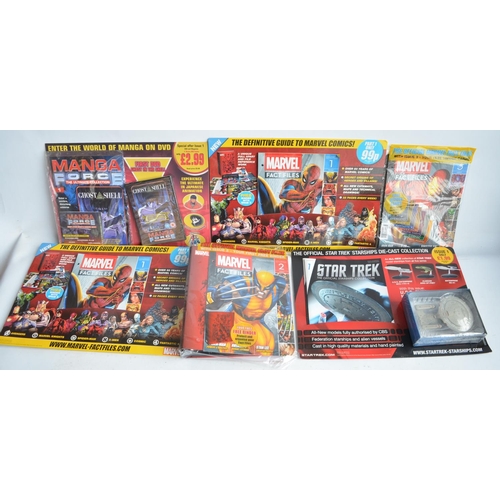 130 - Mixed collection of Superhero themed magazines to include Eaglemoss Marvel and DC Chess Collection, ... 