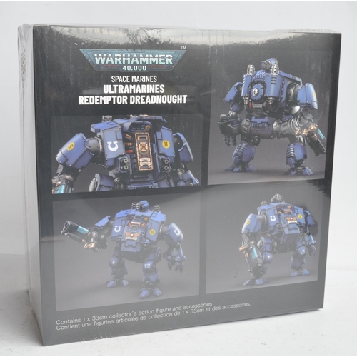 131 - Boxed as new/factory sealed JoyToy Warhammer 40,000 Space Marines Ultramarines Redemptor Dreadnaught... 