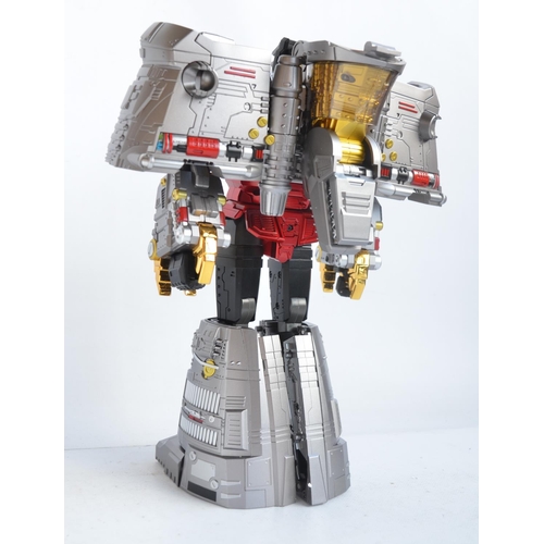 152 - Large Giga Power Toys G1 Style Master Scale Gigasaurs Master Robots Superator HQ01R Transformer mode... 