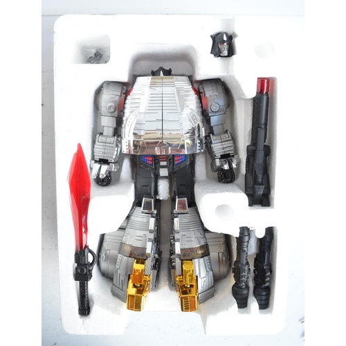 153 - Large Giga Power Toys G1 Style Master Scale Gigasaurs Master Robots Graviter HQ04R Transformer model... 