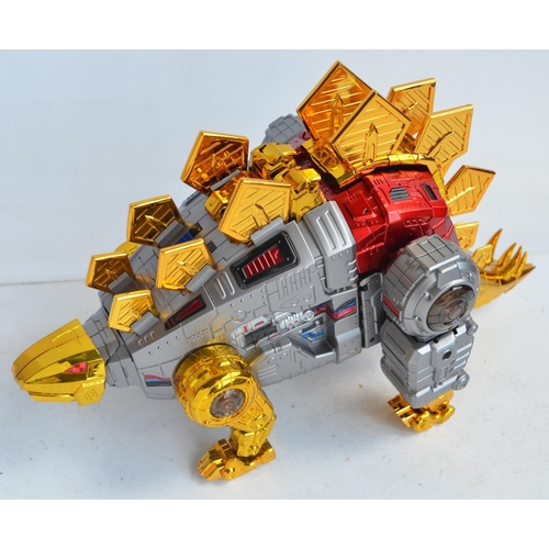 154 - Large Giga Power Toys Gigasaurs Master Robots Guttur HQ03 Transformer model, box opened, model inspe... 