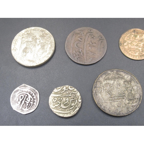 542 - Small collection of Islamic, Middle Eastern and Asian coins