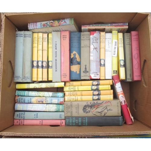 709 - Assorted collection of Childrens and Young Adults books to inc. The Saint, Hardy Boys, Malcolm Savil... 