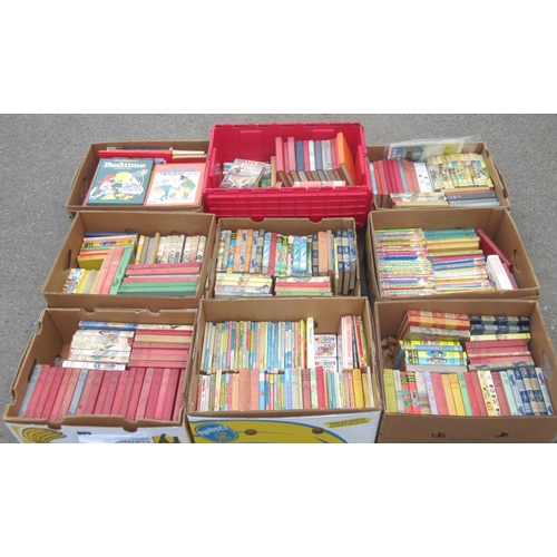 712 - Extremely large collection of Enid Blyton paperbacks and hardbacks, inc. Noddy, Famous Five, Secret ... 