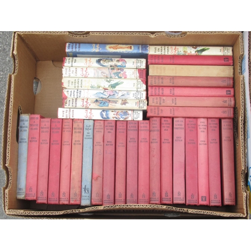 712 - Extremely large collection of Enid Blyton paperbacks and hardbacks, inc. Noddy, Famous Five, Secret ... 