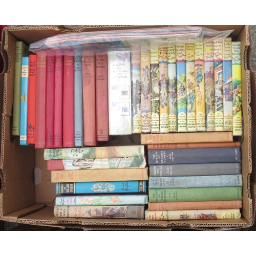 712 - Extremely large collection of Enid Blyton paperbacks and hardbacks, inc. Noddy, Famous Five, Secret ... 