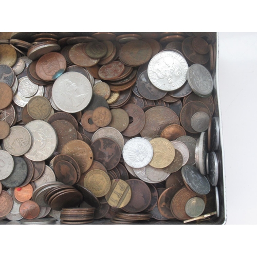 578 - Tin cont. assorted collection of C20th GB and International coins