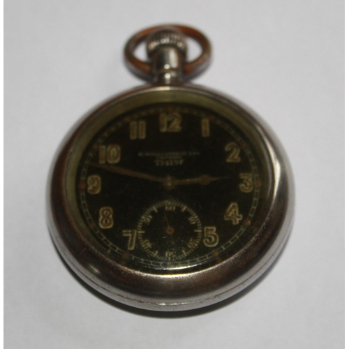 1263 - H. Williamson Ltd of London WWI military pocket watch. Registration number 73419F. In steel case and... 