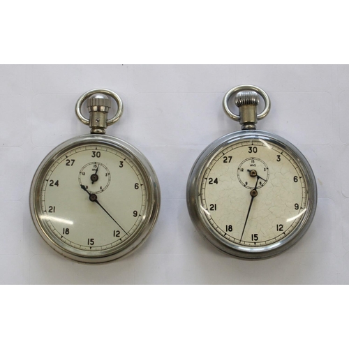 1272 - Military stopwatch (Unnamed) In chrome case and enamel face stamped A.M.6B/221 31382/43. Unnamed mil... 