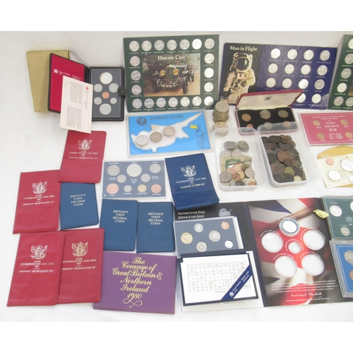 587 - Assorted collection of mixed GB coins, fuel token sets, International coin sets from Canada, Cyprus,... 