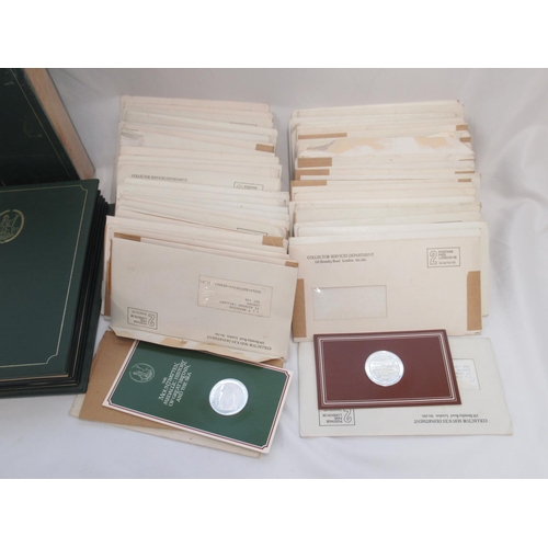 597 - Mountbatten Medallic History of Great Britain and the Sea, silver medal collection, Volumes 1 (full ... 