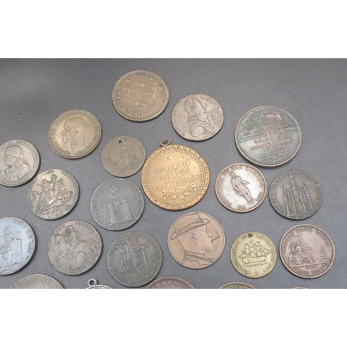 616 - Collection of C18th/C19th and C20th tokens/coins to inc. double headed Queen Victoria penny, 1811 So... 