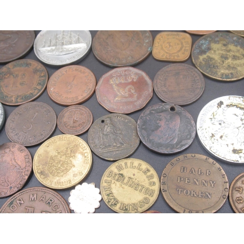 618 - Assorted collection of C19th and C20th tokens