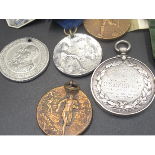 621 - Collection of C19th and C20th sport, achievement and commemorative medals