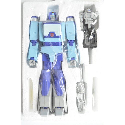 209 - Three Fans Toys Transformers to include FT-39 'Jabber', FT-41 'Sheridan' and FT-42 'Hunk' (box unope... 