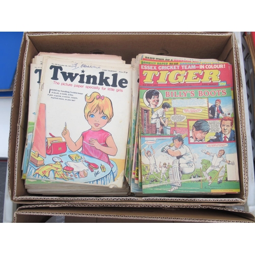 736 - Large collection of British comics and annuals from the 1960s-70s, in folders and loose, to inc. Rov... 