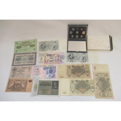 606 - Collection of 195 International Bank Notes to inc. Russia, Belgium, Iraq, etc. and a Royal Mint UK 1... 