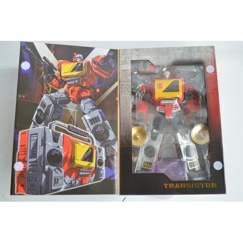 226 - Two KFC Keith's Fantasy Club E.A.V.I. Metal Transformer action figures to include P-5A Optix 3 figur... 