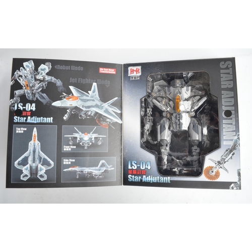 234 - Collection of Transformer action figures to include a large BMB LS-04 Star Adjutant (height approx 1... 