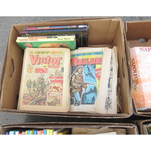 737 - Collection of 1970s-2000s British comics and Annuals to inc. Beano, Dandy, Tiger, etc. and other boo... 