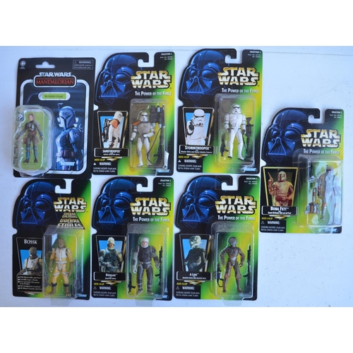 106 - Collection of modern Hasbro and Kenner/Hasbro Star Wars themed action figures and sets to include Sh... 