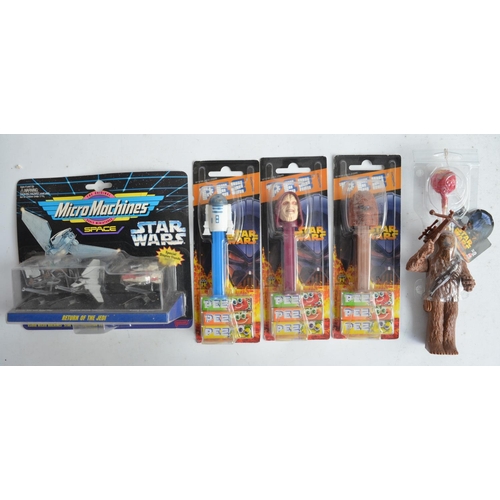 109 - Collection of Star Wars themed toys, models, model kits etc to include Jakks Pacific 20