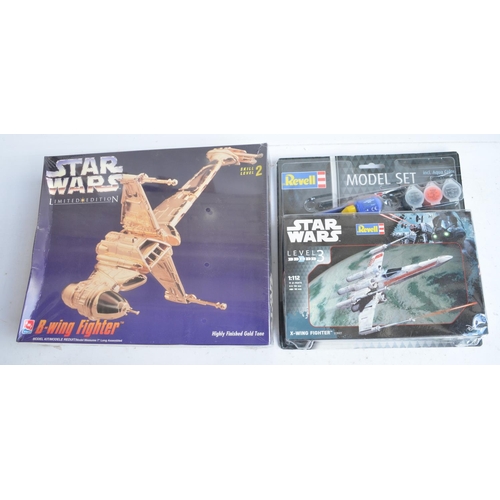 109 - Collection of Star Wars themed toys, models, model kits etc to include Jakks Pacific 20