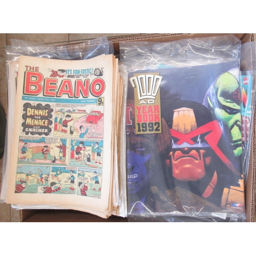 131 - Large collection of comics to inc. 2000AD, Beano, Warlord, Battle Force, The Savage Dragon, Shadowha... 