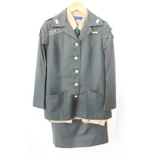 1366 - Ladies U.S. army uniform. Complete with insignia, medal ribbon, and brass buttons. Shirt, tie, Jacke... 